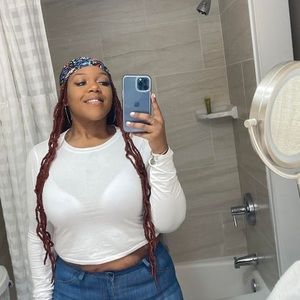 Meet your Posher, Deann-michelle